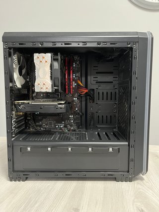 PC Gaming / Ordenador Sobremesa Negro