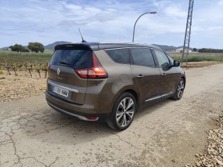 Renault Grand Scenic 2016