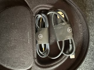 Auriculares Bose Noise Cancelling 700 Negros