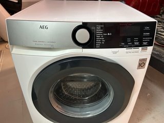 Lavadora AEG 9kg A+++ ProSteam Technology