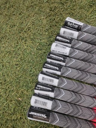 Golf Pride MCC Plus 4 Midsize Grips (Pack 10)