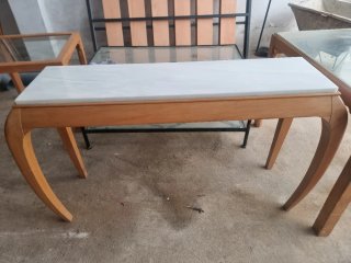 Mesa recibidor mármol y madera