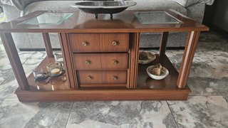 Mesa auxiliar madera y cristal