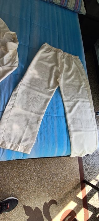 Pigiama in seta donna.