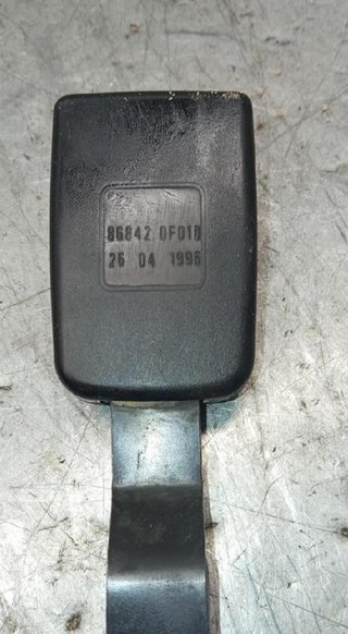 Enganche cinturon 868420f010 nissan terrano 43652