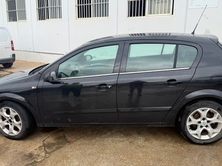 Opel Astra 2004