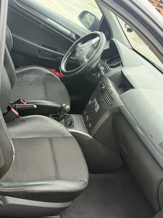 Opel Astra 2004