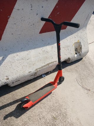 Patinete infantil naranja
