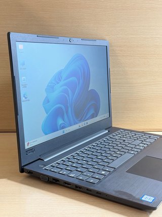Lenovo V330 i5 / 8Gb / 256Gb