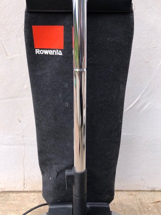 Pulidora Rowenta BP-20 Para suelo con aspiradora.