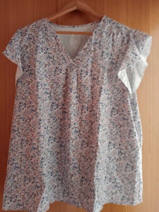 Lote 4 Blusas Talla XXL Estampado Floral