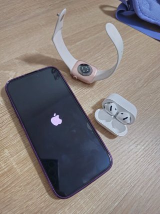 iPhone 16 Pro Max + Watch + AirPods