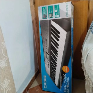 Teclado Casio CTK-1300ES Guía Usuario