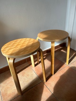 2 Taburetes Apilables Ikea FROSTA Madera
