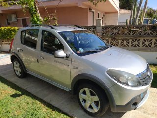 Dacia Sandero 2011