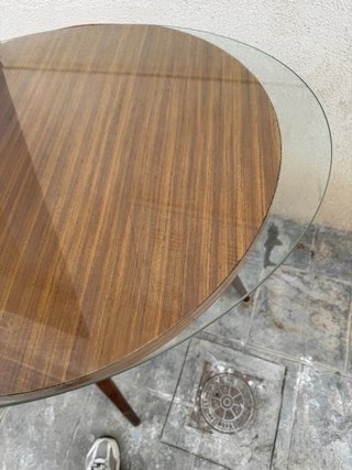 Mesa redonda madera y cristal años 70