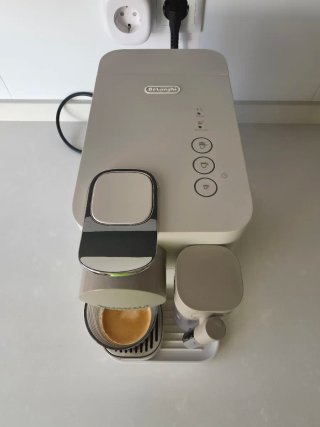 Nespresso De'Longhi Lattissima One EN500W