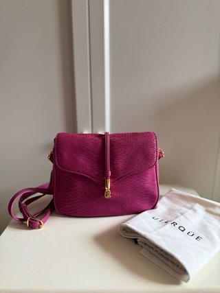 Bolso Uterqüe fucsia piel serpiente