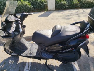 Kymco Gran Dink 125cc Scooter Negra 2010