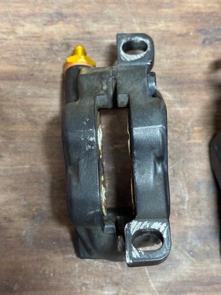 Pinzas Shimano Deore 4 pistones M6120