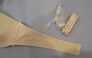 Sujetador Mercedes T/80B. Color Tierra