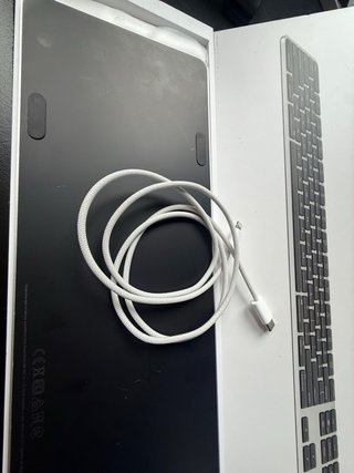 Teclado Apple Magic Keyboard con Touch ID