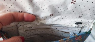 Bolso de mano bordado floral