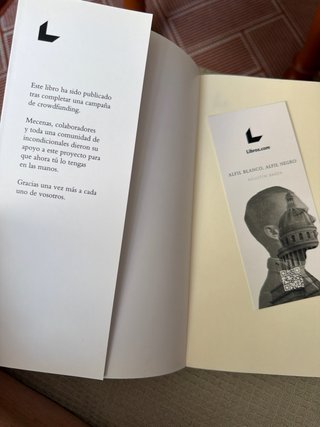 Alfil blanco, alfil negro