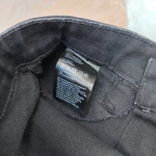 Vaqueros H&M elásticos negros