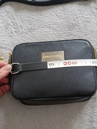 Bolso Bimba y Lola Piel Saffiano Negro