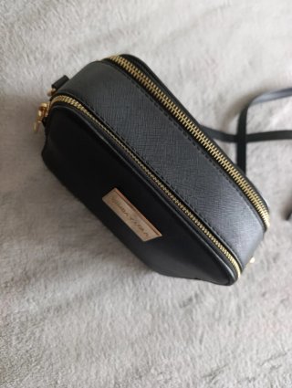 Bolso Bimba y Lola Piel Saffiano Negro