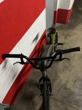 Bicicleta BMX Plata