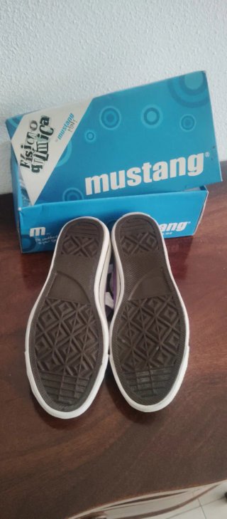 Zapatillas Mustang Ming Talla 41.