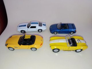 Lotto 4 Modellini Welly Maisto 1/36 Auto Vintage