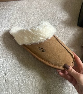 Zapatillas UGG Scuffete Mujer 240 mm pie