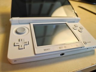 Nintendo 3DS White Modded