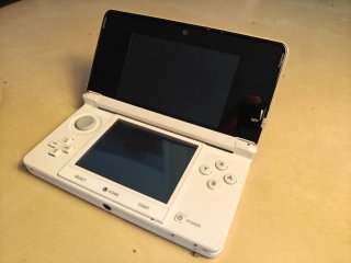 Nintendo 3DS White Modded