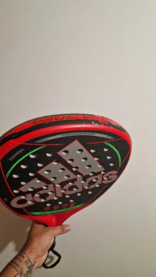 Pala de pádel Adidas Essnova