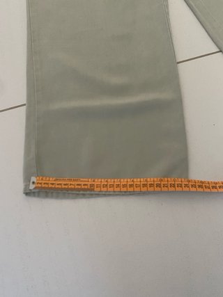 Guess Pantaloni a zampa bambina