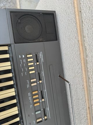 Teclado Farfisa con soporte