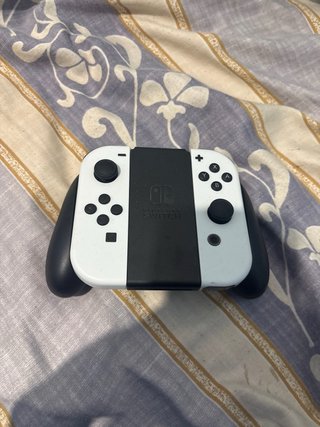 Nintendo Switch OLED + Juegos