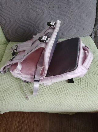 Mochila lila para viajes 7compartimentos