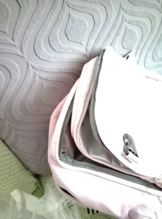 Mochila lila para viajes 7compartimentos