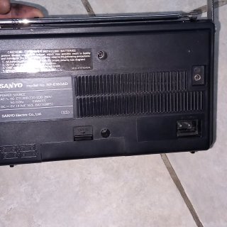 Radio Sanyo RP-6160AD 2 Bandas