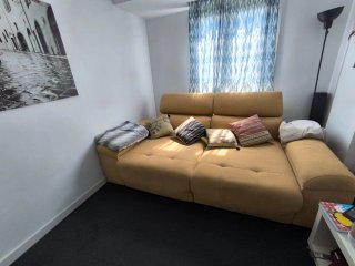 Sofá Chaiselongue Mostaza muy cómodo