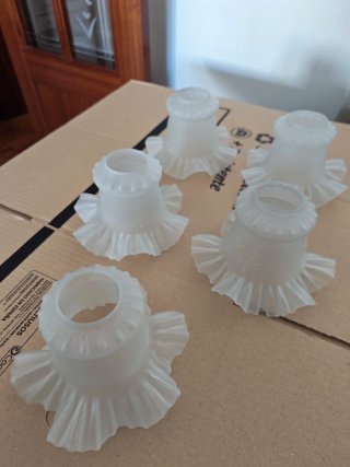 Lámpara de techo latón dorado 5 tulipas cristal