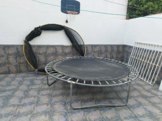 Cama elástica 2,40m con red de seguridad