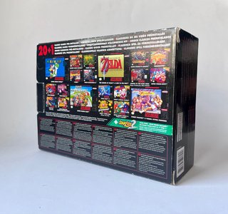 Nintendo Super Nintendo Classic Mini + soporte.