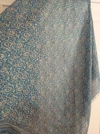 Foulard seda azul estampado