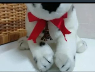 Peluche Dálmata con Gorro Rojo